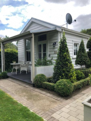 The Wash-House historic Cottage Close to Hobbiton, Matamata